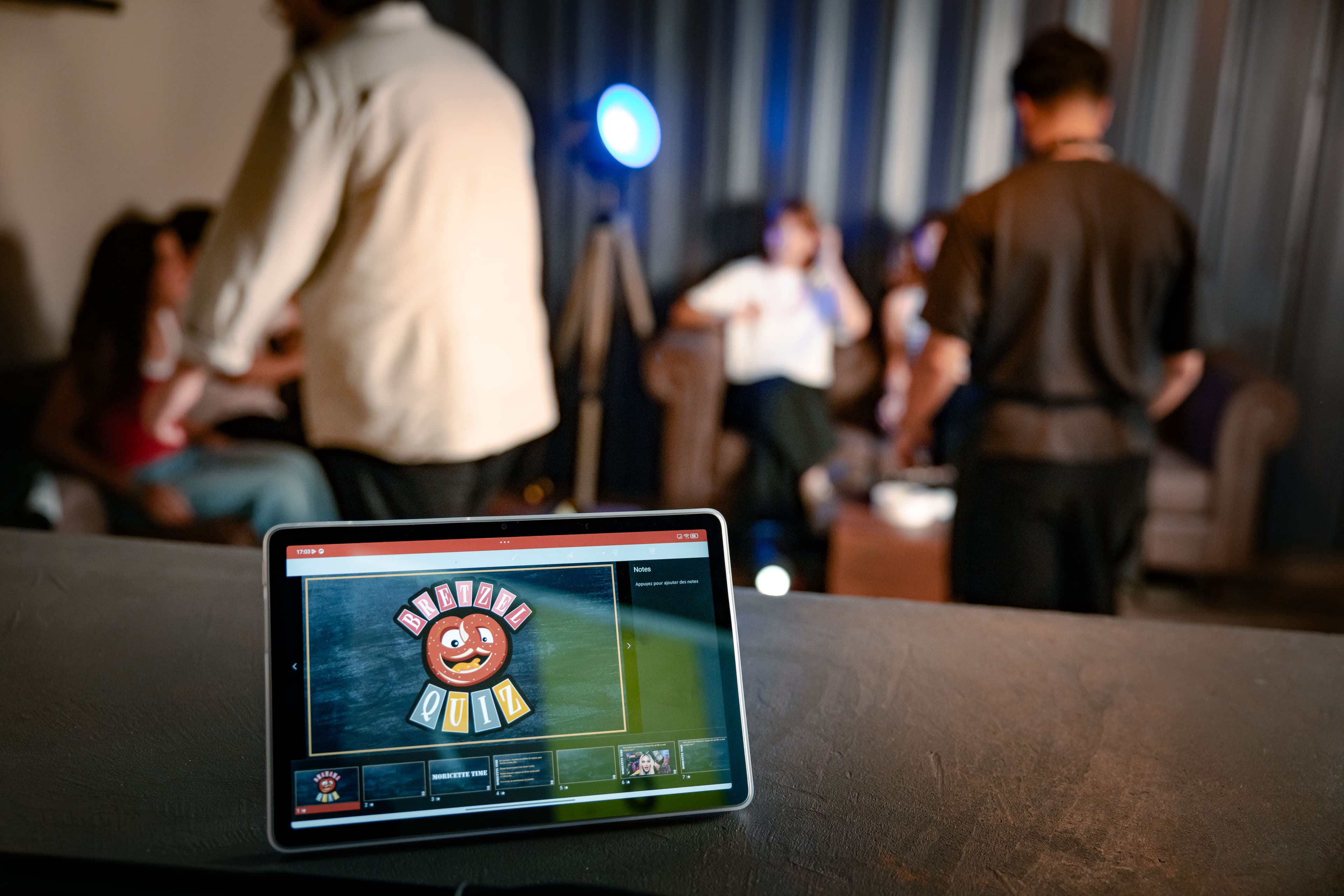 Ambiance de jeu sur le plateau Bretzel Quiz